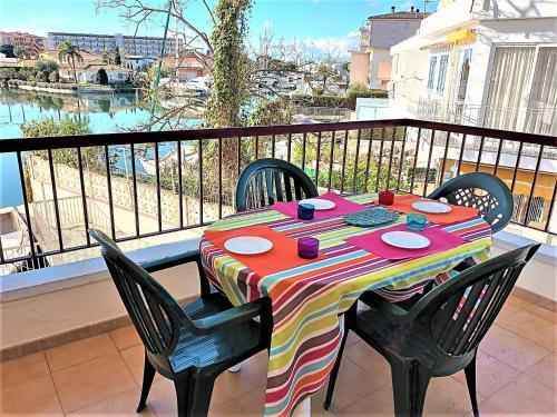 Apartamento Roses, 2 Dormitorios, 6 Personas - Es-258-42