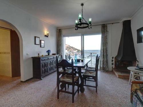 Apartamento Roses, 2 Dormitorios, 6 Personas - Es-258-57