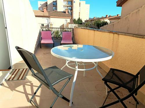 Casa Roses, 3 Dormitorios, 6 Personas - Es-258-127