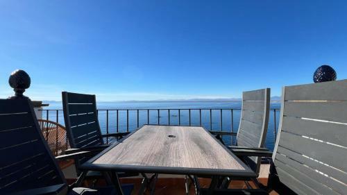 Preciosa Casa Con Vista Al Mar