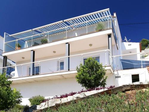 Casa Roses, 3 Dormitorios, 6 Personas - Es-258-82