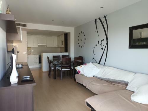 Apartamento Roses, 2 Dormitorios, 4 Personas - Es-258-79