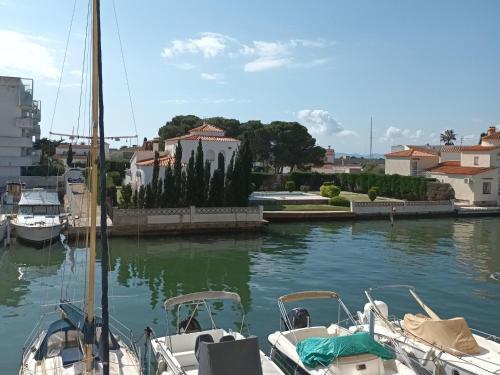 Apartamento Roses, 2 Dormitorios, 4 Personas - Es-258-79