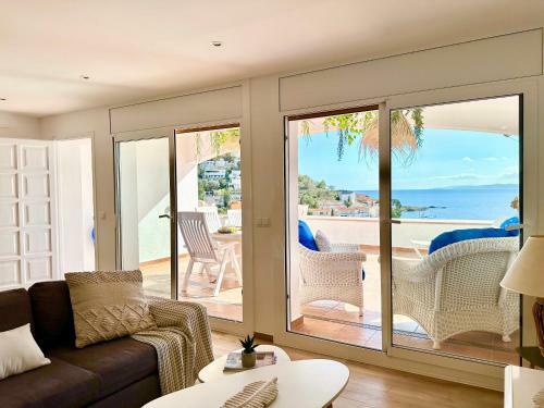 Apartamento Canyelles - Santa Barbara Sea View