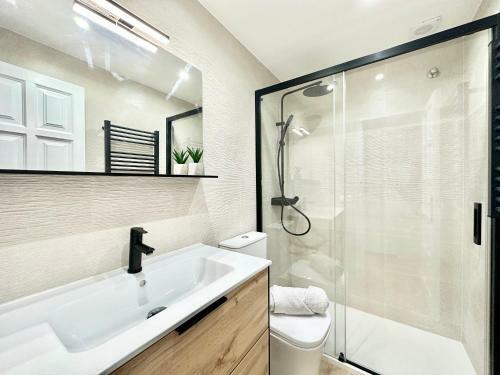 Apartamento Canyelles - Santa Barbara Sea View