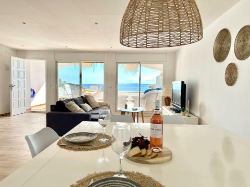 Apartamento Canyelles - Santa Barbara Sea View