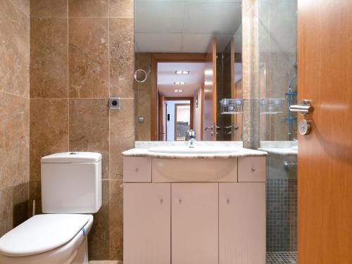 Apartamento Roses, 2 Dormitorios, 4 Personas - Es-228-103