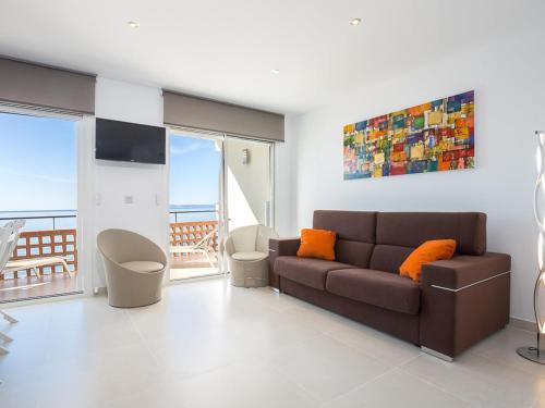 Apartamento Roses, 2 Dormitorios, 4 Personas - Es-228-100