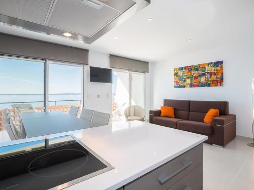 Apartamento Roses, 2 Dormitorios, 4 Personas - Es-228-100