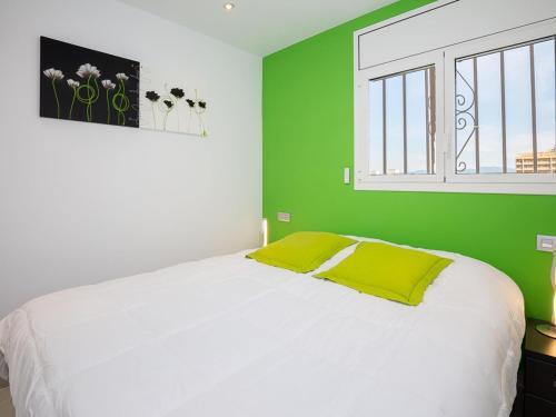 Apartamento Roses, 2 Dormitorios, 4 Personas - Es-228-100