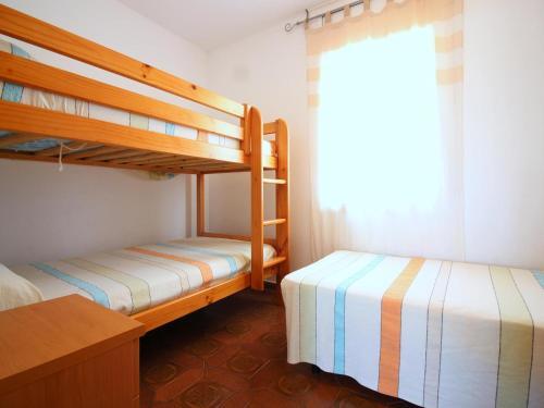 Casa Roses, 2 Dormitorios, 5 Personas - Es-228-101