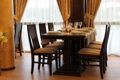 Tsarigrad Hotel