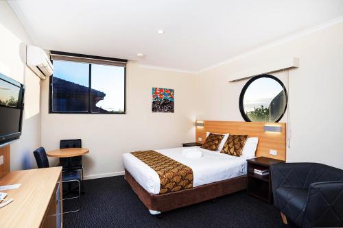 Mahoneys Motor Inn