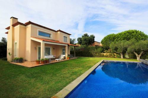 Villa New Aiguesverdes Only Families