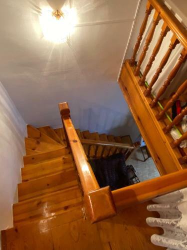 Apartamento D�plex En El Centro Del Pueblo, Muy Bien Comunicado