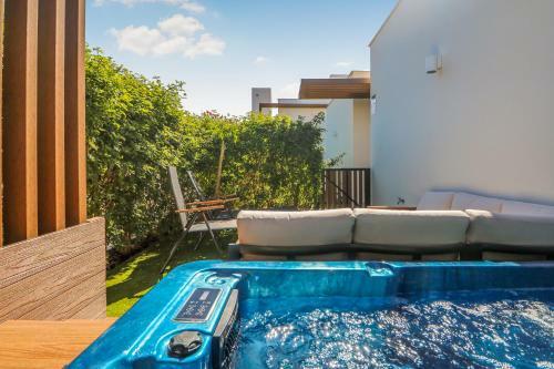 Agaete Sunset Vista With Jacuzzi 2-br Apartment