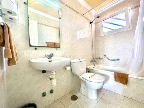 Apartmento A 150m De Playa, Con Piscina Climatizada