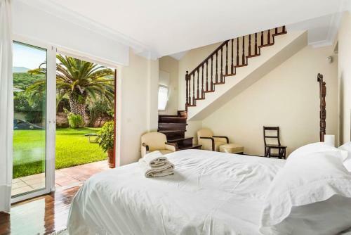 Villa Artigar, Garden, Swimming Pool And Bbq.