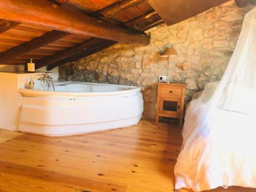 Hdec Hosteria De Casta�eda Alojamiento Turistico