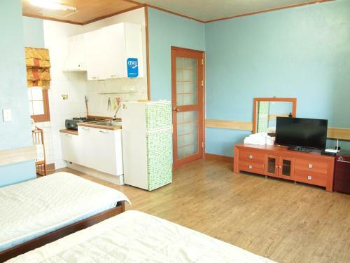 Happy House Pension