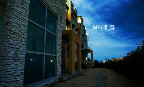 Happy House Pension