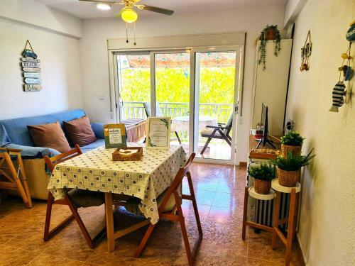 Bonito Apartamento Con Vistas Al Mar
