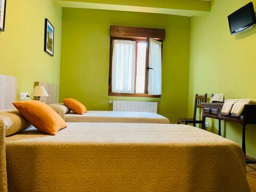 Hostal La Serna