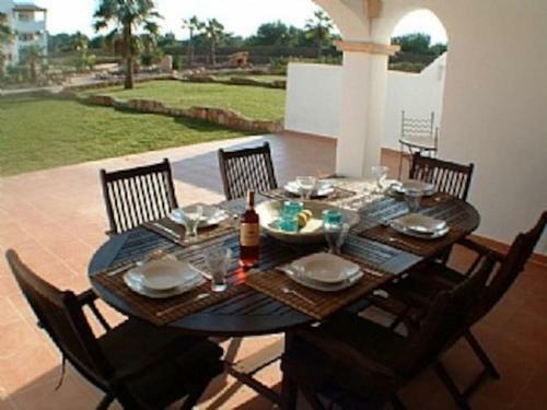 Homely 2 Bedroom Ground Floor Apartment, With Pool