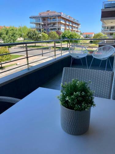 Acogedor Apartamento Con Terraza En Portonovo