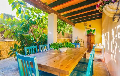 Nice Home In Portocolom With Outdoor Swimming Pool