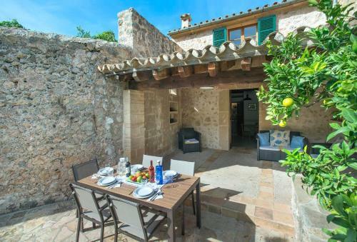 Villa Son March Petite