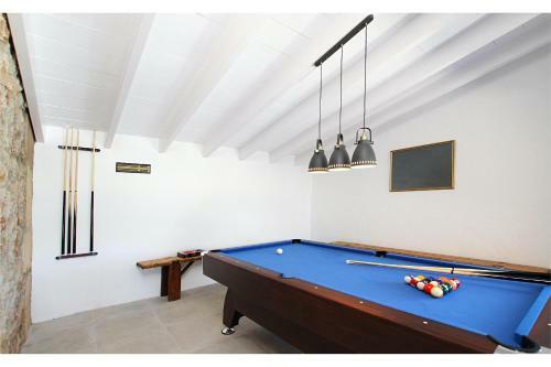 Superb Pollensa Villa - 5 Bedrooms - Villa Fiorever - Mountainside Views - Pool Table