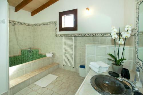 Owl Booking Villa Aina - Rustic Stay