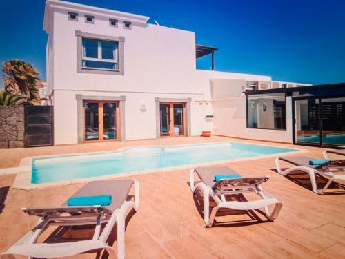 Hezy Casa With Private Pool
