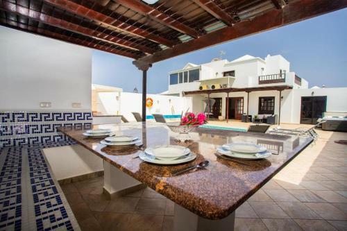 Villa Maday May