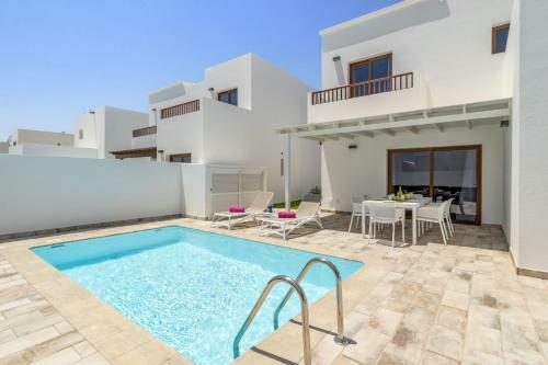 Villa Alicia By Villa Plus