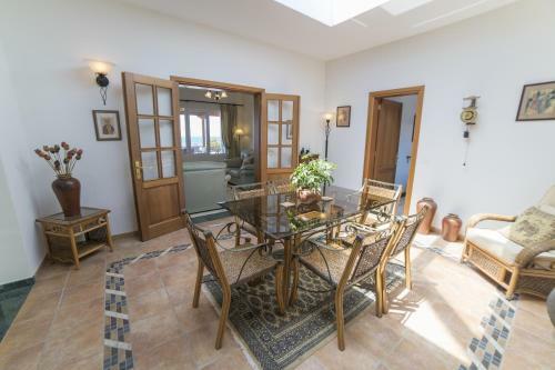 Villa Costa Gwiga