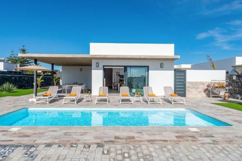 Villa Sibisse By Villa Plus