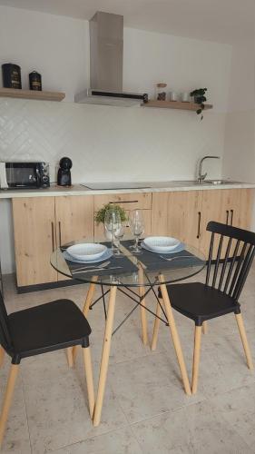Private Apartment In A Great Location In Playa Blanca With Shared Pool