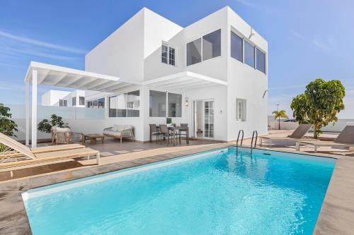 Villa Atl�ntica - Heated Pool In Playa Blanca