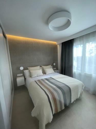 Apartamento �tico de Lujo Izaro II Totalmente Nuevo