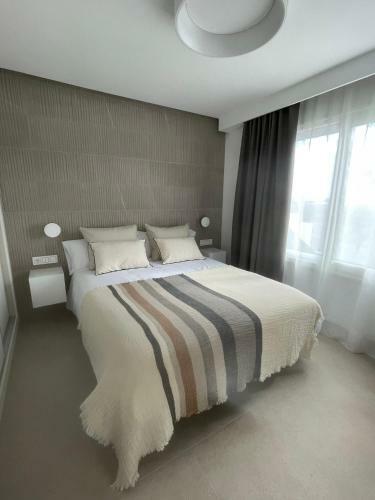 Apartamento �tico de Lujo Izaro II Totalmente Nuevo