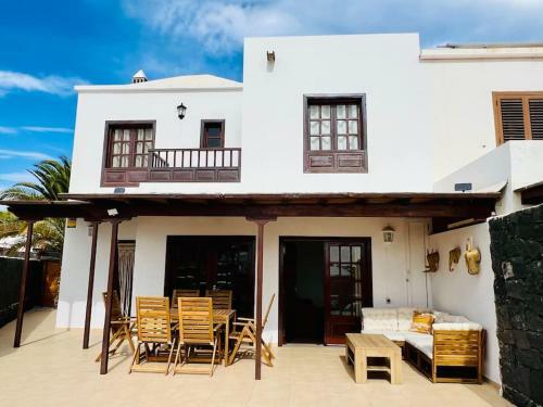 Villa Atienza 99