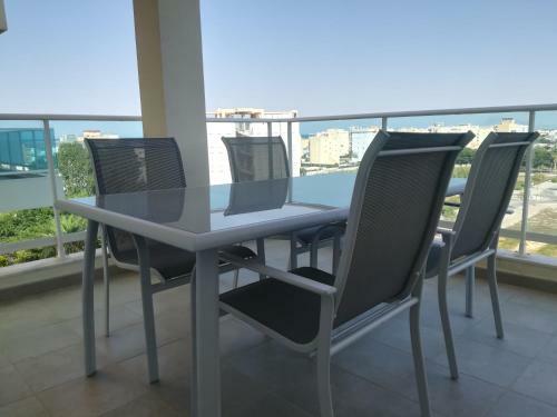 Apartamento Cerca de Playa, Piscina, Ac, Wifi, Netflix