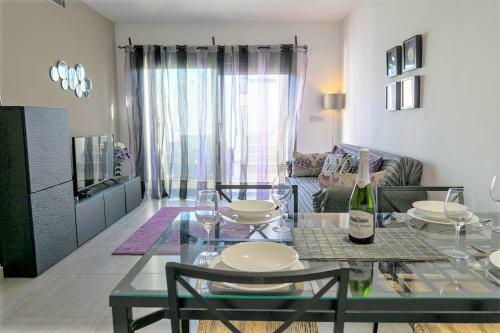 Fantastic 2 Bed Apartment In Modern Complex In Pilar De La Horadada