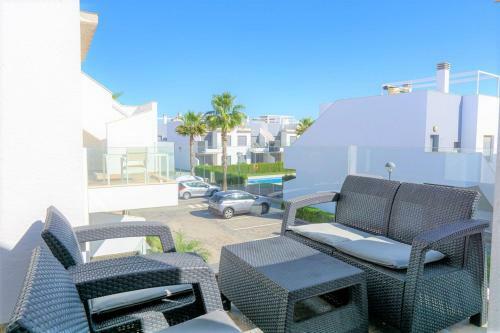 Fantastic 2 Bed Apartment In Modern Complex In Pilar De La Horadada