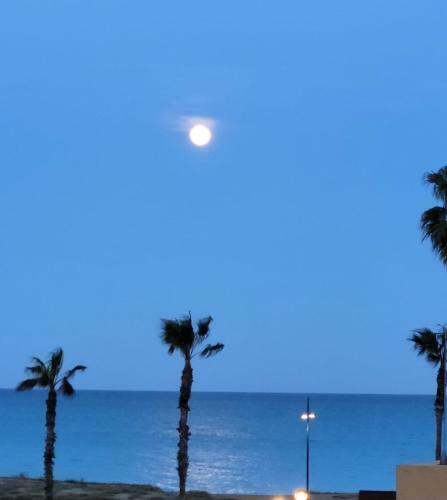 Apartamento 50m de La Playa- Wifi-aire Acondicionado