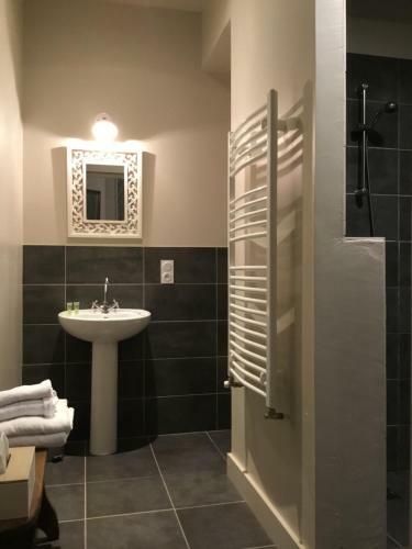 Hostal Ch�teau De La Coutanci�re