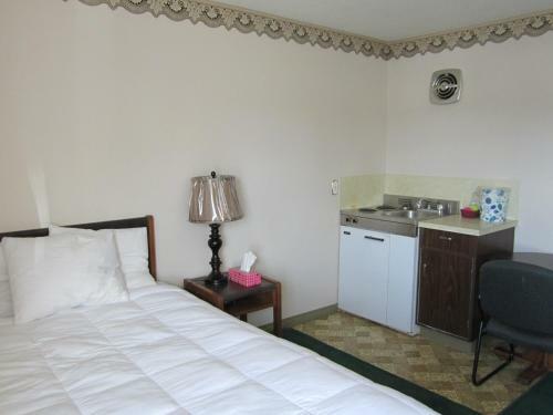 Hotel Airport Inn - Dawson Creek