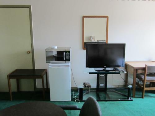 Hotel Airport Inn - Dawson Creek